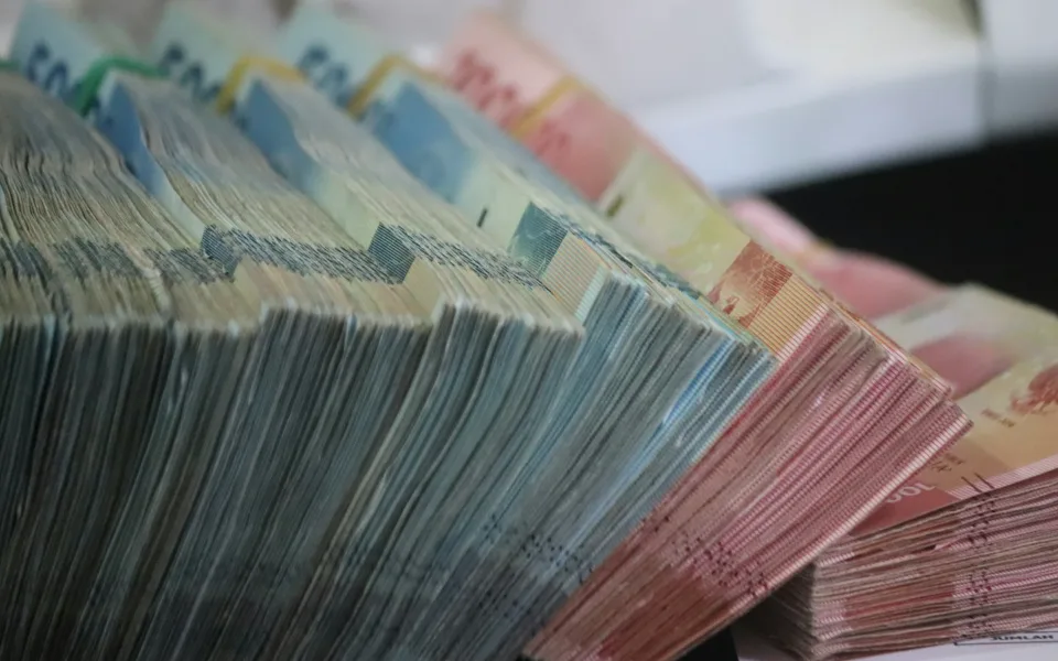 مكافحة غسل الأموال وتمويل الإرهاب