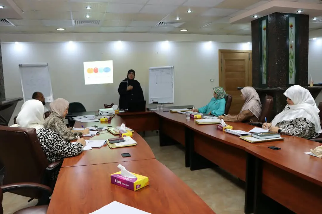 اختتام دورتين تدريبيتين ضمن مسار إدارة التقاعد العسكري بطرابلس